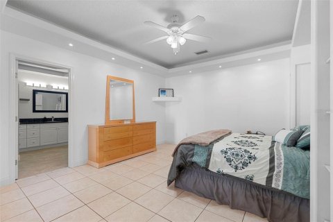 House in Palm Coast, Florida 3 bedrooms, 235.69 sq.m. № 1898594 - photo 21