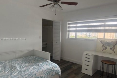 Снять в аренду кондоминиум в Майами, Флорида 2 спальни, 94.76м2, № 1955821 - фото 10