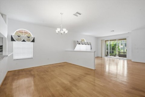 Casa en venta en Tarpon Springs, Florida, 3 dormitorios, 183.02 m2 № 2151608 - foto 4