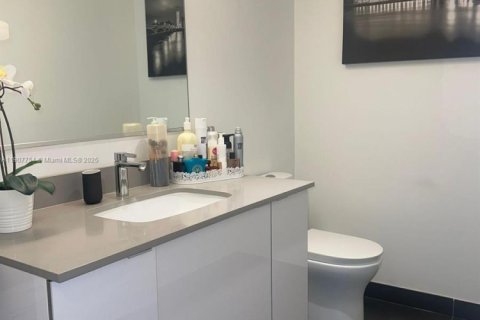 Apartment in Miami, Florida 1 bedroom, 78.97 sq.m. № 2012602 - photo 9