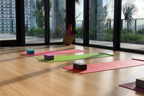 Apartment in Miami, Florida 1 bedroom, 78.97 sq.m. № 2012602 - photo 27