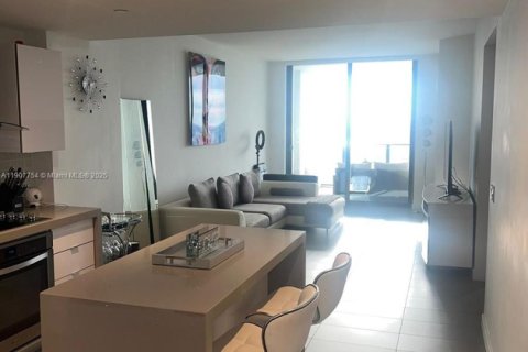 Apartment in Miami, Florida 1 bedroom, 78.97 sq.m. № 2012602