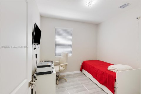 Купить виллу или дом в Хомстед, Флорида 4 спальни, 167.13м2, № 1944303 - фото 25