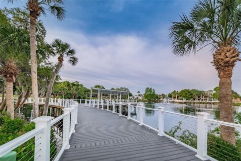 Terreno en venta en New Port Richey, Florida № 1670782 - foto 15