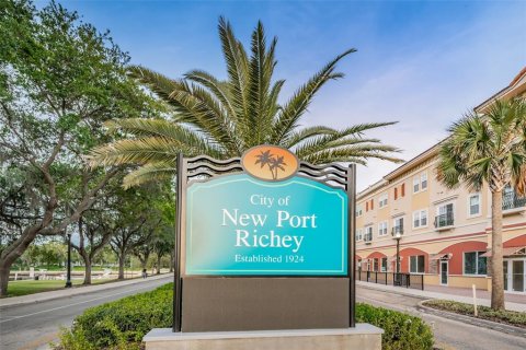 Terreno en venta en New Port Richey, Florida № 1670782 - foto 3