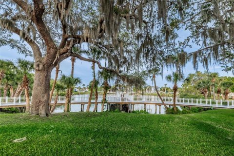 Terreno en venta en New Port Richey, Florida № 1670782 - foto 14