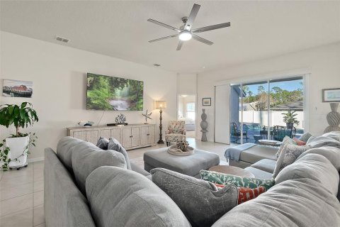 Casa en venta en Palm Coast, Florida, 3 dormitorios, 219.53 m2 № 1541501 - foto 18