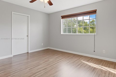 Touwnhouse à louer à Delray Beach, Floride: 4 chambres, 166.85 m2 № 1996549 - photo 15