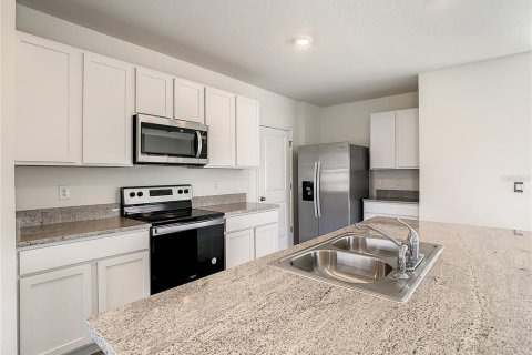 Casa en alquiler en Wimauma, Florida, 4 dormitorios, 216.28 m2 № 1833012 - foto 5