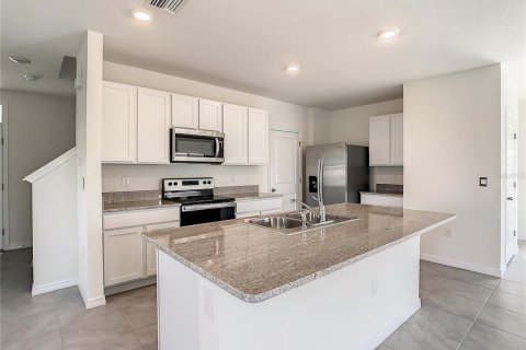 Casa en alquiler en Wimauma, Florida, 4 dormitorios, 216.28 m2 № 1833012 - foto 3