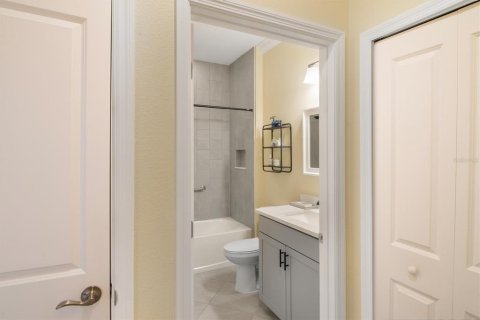 House in Daytona Beach, Florida 2 bedrooms, 121.52 sq.m. № 2229736 - photo 22