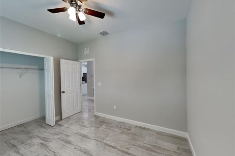 Apartamento en alquiler en Kissimmee, Florida, 3 dormitorios, 121.52 m2 № 1906496 - foto 17