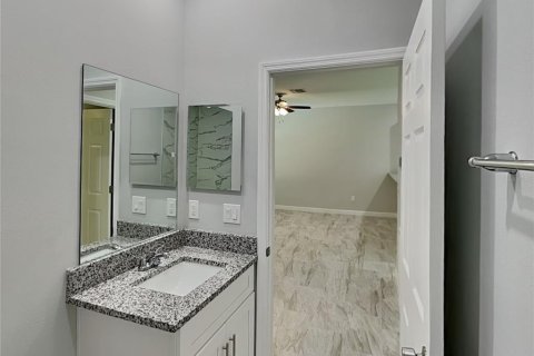Apartamento en alquiler en Kissimmee, Florida, 3 dormitorios, 121.52 m2 № 1906496 - foto 18