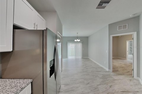 Apartamento en alquiler en Kissimmee, Florida, 3 dormitorios, 121.52 m2 № 1906496 - foto 6