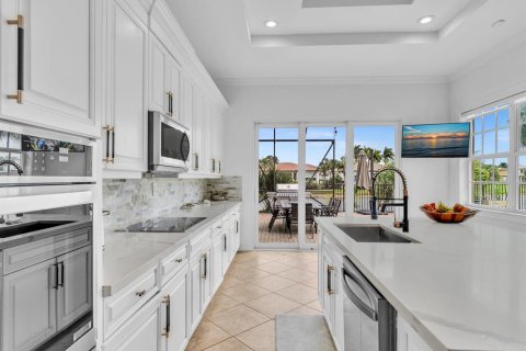 House in Parkland, Florida 5 bedrooms, 349.5 sq.m. № 2088054 - photo 16
