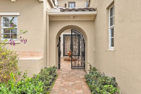 House in Parkland, Florida 5 bedrooms, 349.5 sq.m. № 2088054 - photo 5