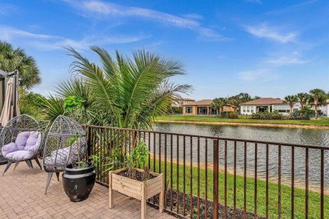 House in Parkland, Florida 5 bedrooms, 349.5 sq.m. № 2088054 - photo 30