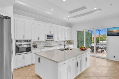 House in Parkland, Florida 5 bedrooms, 349.5 sq.m. № 2088054 - photo 15