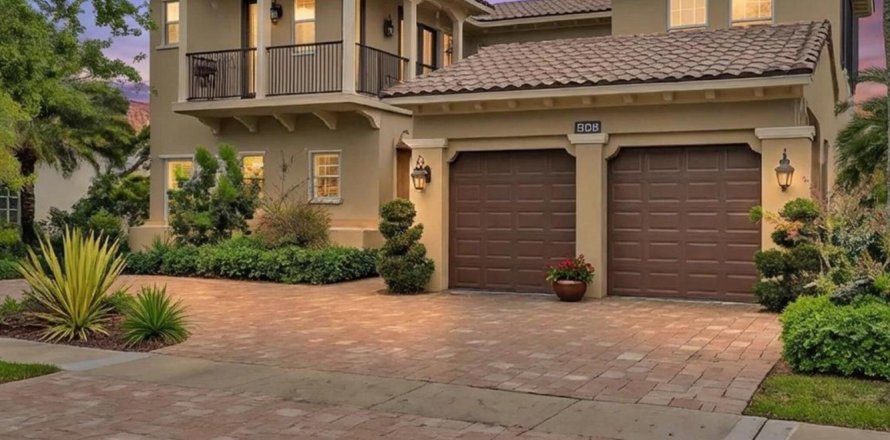 House in Parkland, Florida 5 bedrooms, 349.5 sq.m. № 2088054