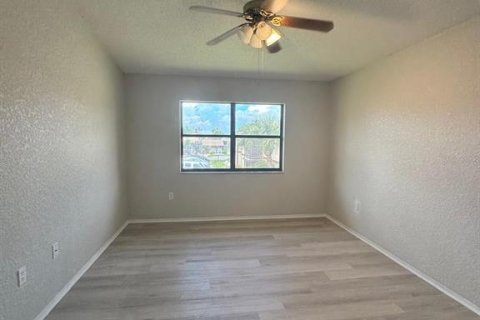 Apartment in Punta Gorda, Florida 2 bedrooms, 89.19 sq.m. № 2096245 - photo 18
