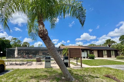 Apartment in Punta Gorda, Florida 2 bedrooms, 89.19 sq.m. № 2096245 - photo 2