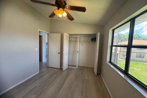 Apartment in Punta Gorda, Florida 2 bedrooms, 89.19 sq.m. № 2096245 - photo 14