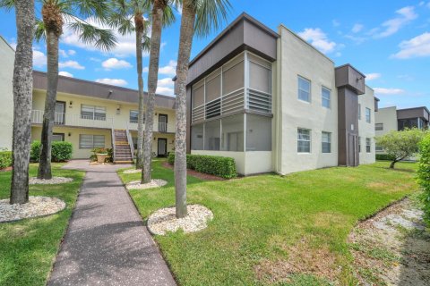 Condo à Delray Beach, Floride, 2 chambres  № 2191990
