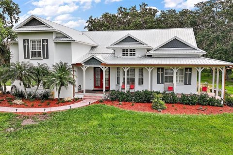 House in Astatula, Florida 4 bedrooms, 242.94 sq.m. № 1798573 - photo 2