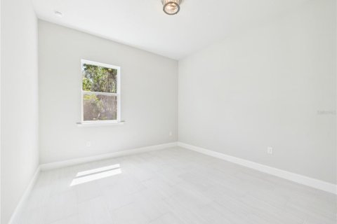 House in Palm Coast, Florida 3 bedrooms, 236.25 sq.m. № 2200569 - photo 21