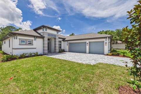 House in Palm Coast, Florida 3 bedrooms, 236.25 sq.m. № 2200569 - photo 2