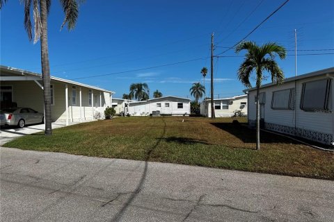 Terreno en venta en Palmetto, Florida № 1394188 - foto 1