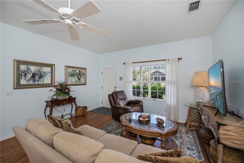 Villa ou maison à vendre à Port Charlotte, Floride: 2 chambres, 110.65 m2 № 2212847 - photo 9