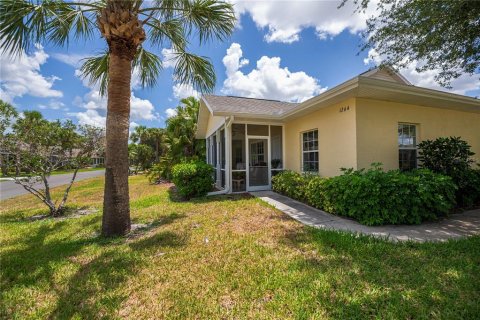 Villa ou maison à vendre à Port Charlotte, Floride: 2 chambres, 110.65 m2 № 2212847 - photo 4