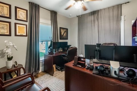 Купить виллу или дом в Клермон, Флорида 15 комнат, 299.15м2, № 1893760 - фото 28