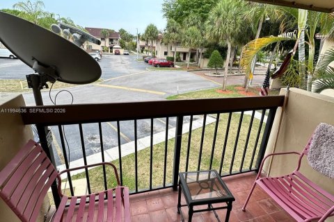 Copropriété à louer à Miami, Floride: 2 chambres, 82.68 m2 № 2064625 - photo 8