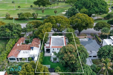 Villa ou maison à louer à Miami Beach, Floride: 5 chambres, 237.27 m2 № 1812271 - photo 30
