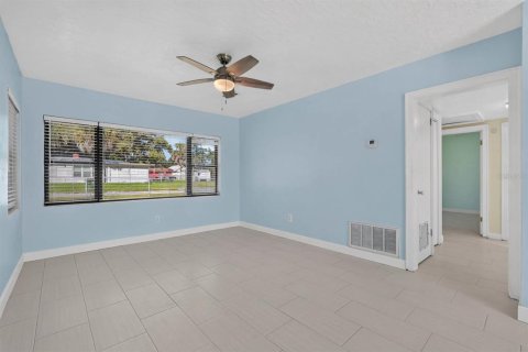 House in Palatka, Florida 3 bedrooms, 87.51 sq.m. № 2424385 - photo 16