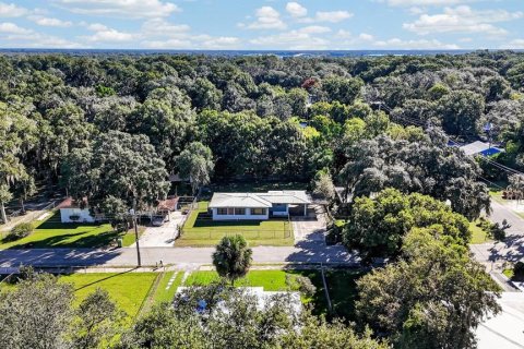 House in Palatka, Florida 3 bedrooms, 87.51 sq.m. № 2424385 - photo 30