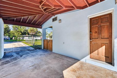 House in Palatka, Florida 3 bedrooms, 87.51 sq.m. № 2424385 - photo 12