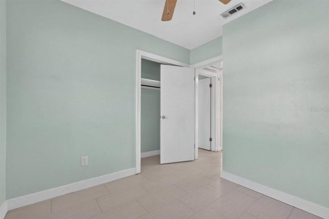 House in Palatka, Florida 3 bedrooms, 87.51 sq.m. № 2424385 - photo 23