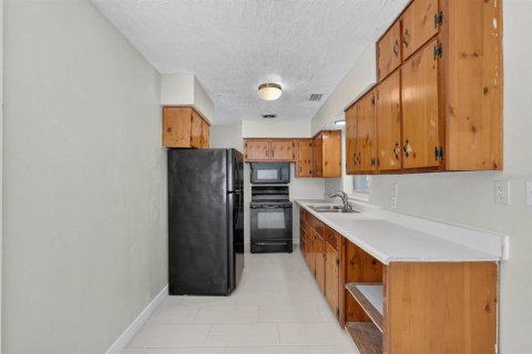 House in Palatka, Florida 3 bedrooms, 87.51 sq.m. № 2424385 - photo 20