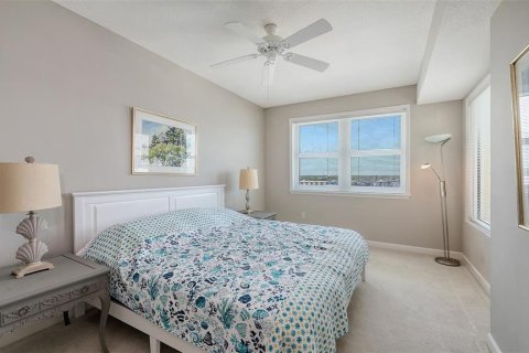 Condo in Sarasota, Florida, 2 bedrooms  № 1838382 - photo 18