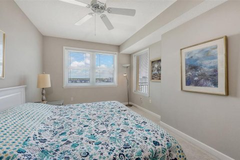 Condo in Sarasota, Florida, 2 bedrooms  № 1838382 - photo 19