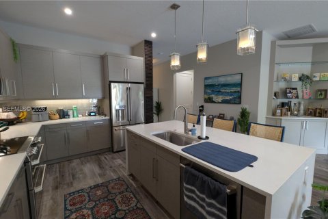 Villa ou maison à vendre à West Palm Beach, Floride: 3 chambres, 188.13 m2 № 2025937 - photo 6