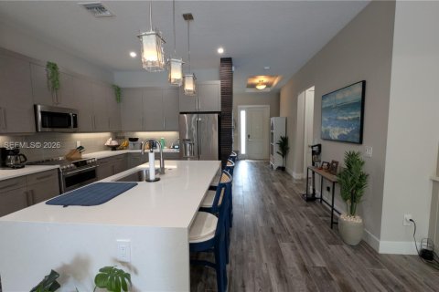 Villa ou maison à vendre à West Palm Beach, Floride: 3 chambres, 188.13 m2 № 2025937 - photo 7