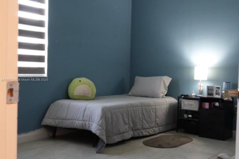 Casa en venta en Homestead, Florida, 4 dormitorios, 176.89 m2 № 1883841 - foto 12