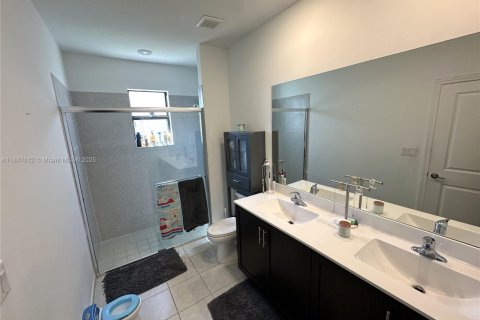 Casa en venta en Homestead, Florida, 4 dormitorios, 176.89 m2 № 1883841 - foto 7