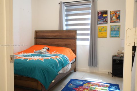 Casa en venta en Homestead, Florida, 4 dormitorios, 176.89 m2 № 1883841 - foto 13