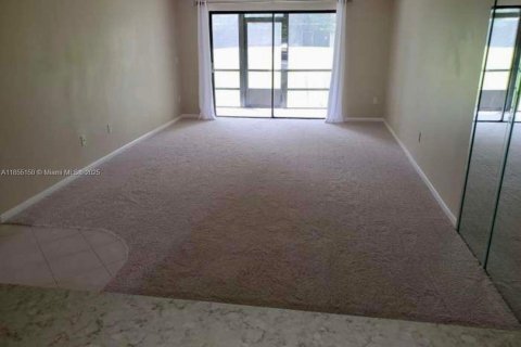 Copropriété à vendre à Lake Worth, Floride: 2 chambres, 126.35 m2 № 1897177 - photo 6
