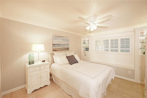 Copropriété à vendre à Sarasota, Floride: 2 chambres, 119.1 m2 № 2096206 - photo 11
